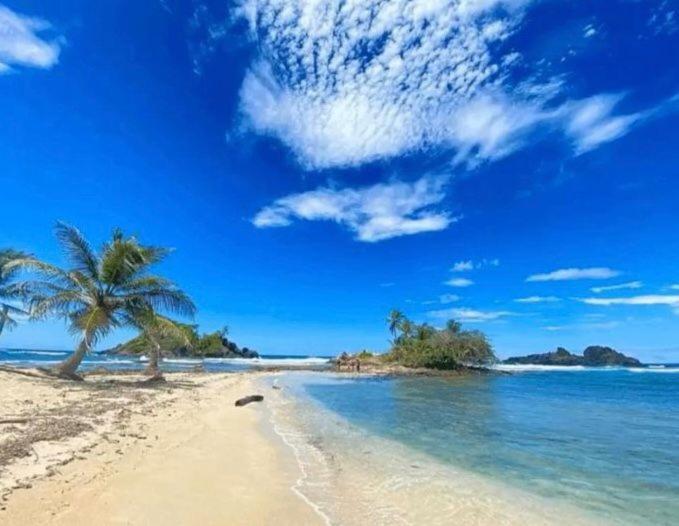 ホテル Kelly Tours Capurganá エクステリア 写真